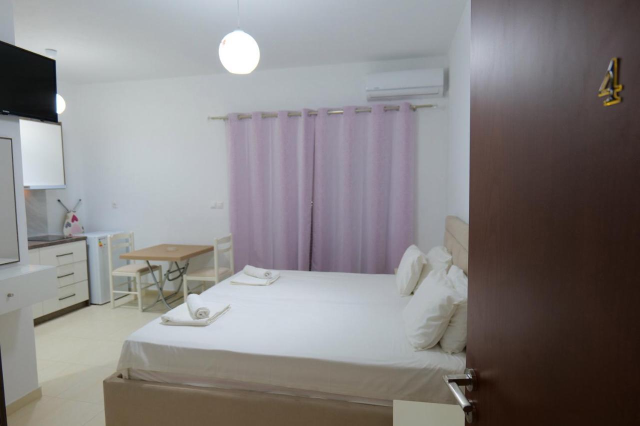Pink Holiday Sarandë Eksteriør billede